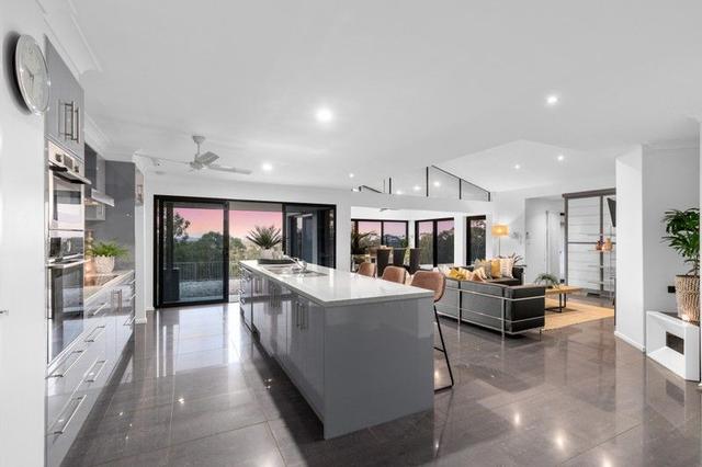 86 Fern Hill Drive, QLD 4209