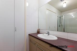 Bathroom (2016-09-15)