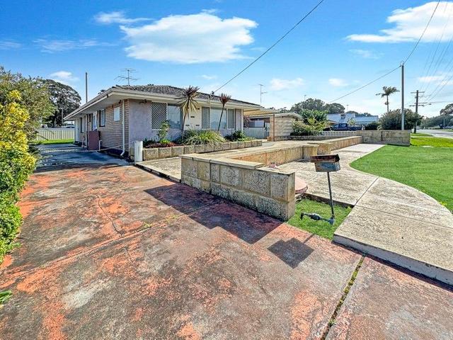 2 Moat St, WA 6210