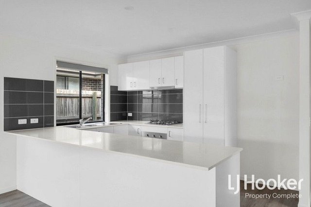 59 Cambridge Circuit, QLD 4207