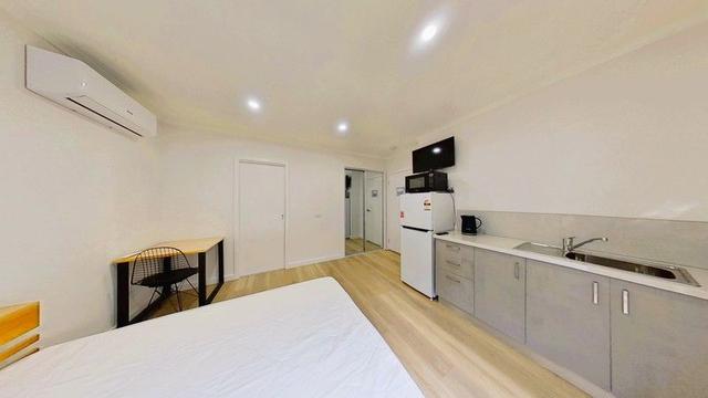 Room 8/66 Anzac Ave, VIC 3660