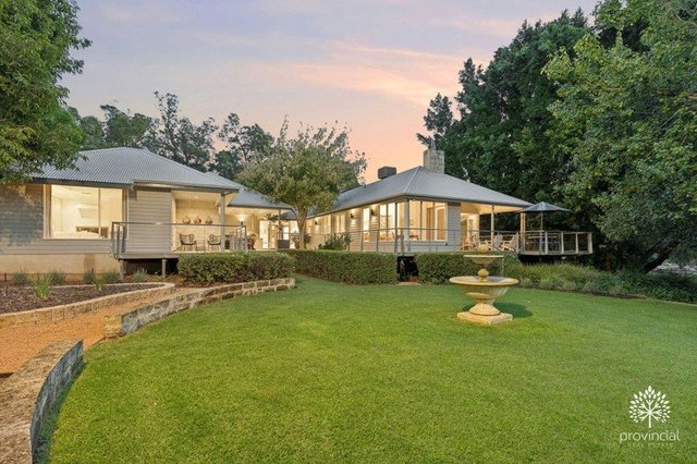 49 Gilchrist Road, WA 6076