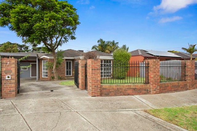 7 Angus Court, VIC 3167