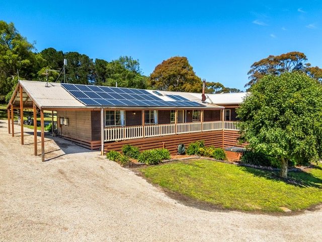 35 McIntoshs Lane (East), VIC 3352