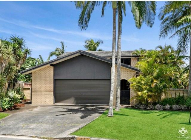 11 Helen Court, QLD 4218