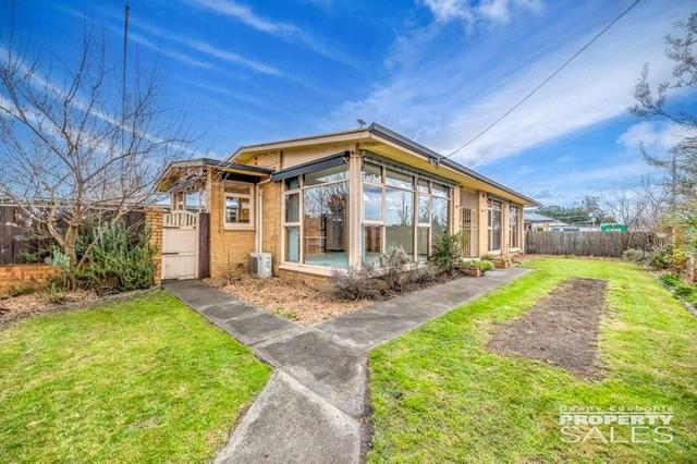 52 Moore Street, VIC 3825