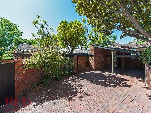 18 Thomas Street, WA 6009