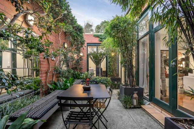 4 Webb Lane, VIC 3002