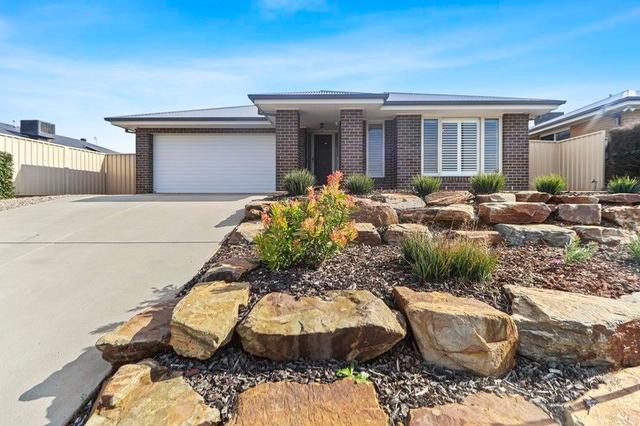 44 Ross Parkway, NSW 2650