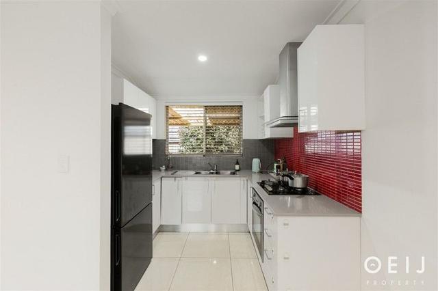 4/311 Wharf Street, WA 6107