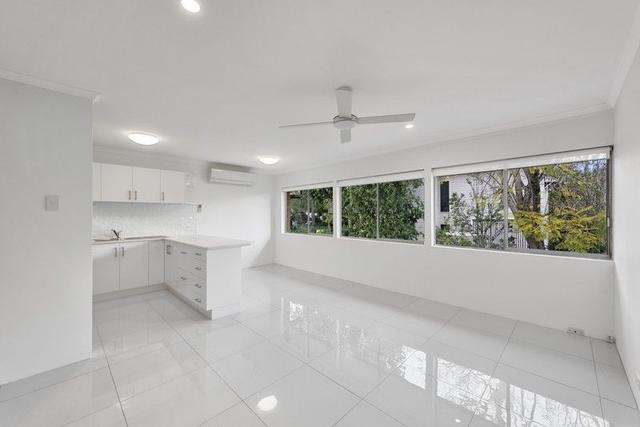 4/30 Mackie St E, QLD 4105