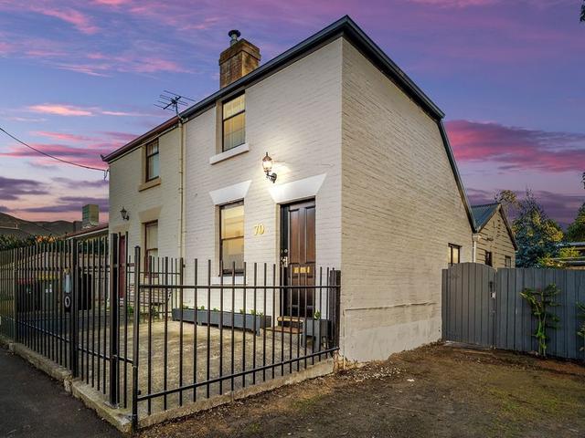 2/68-70 Forster Street, TAS 7008