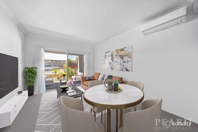 1/2 Royston Link, WA 6036