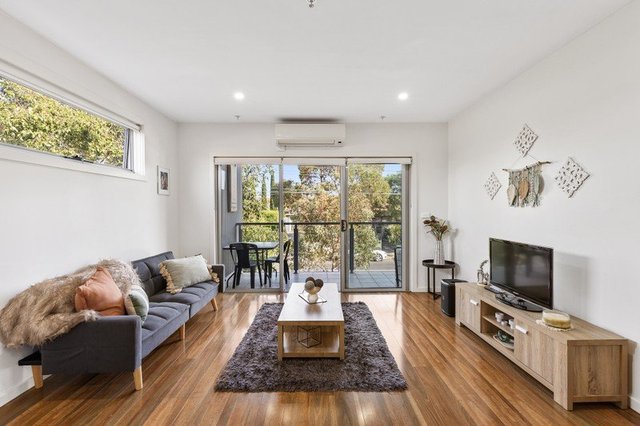 4/2 Hudson Street, VIC 3058