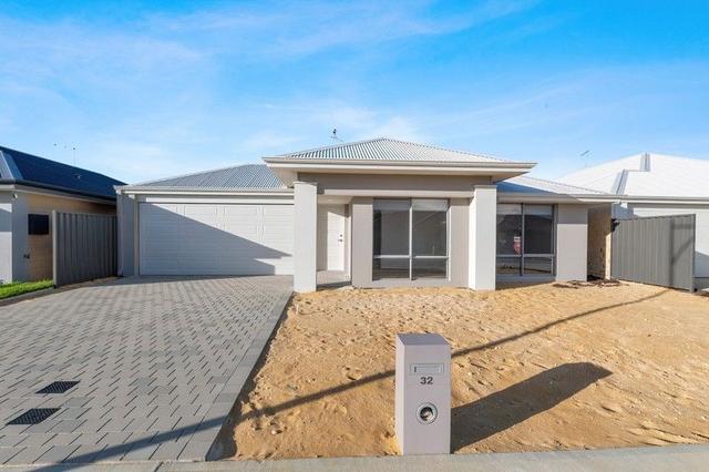 32 Kalbarri Way, WA 6211