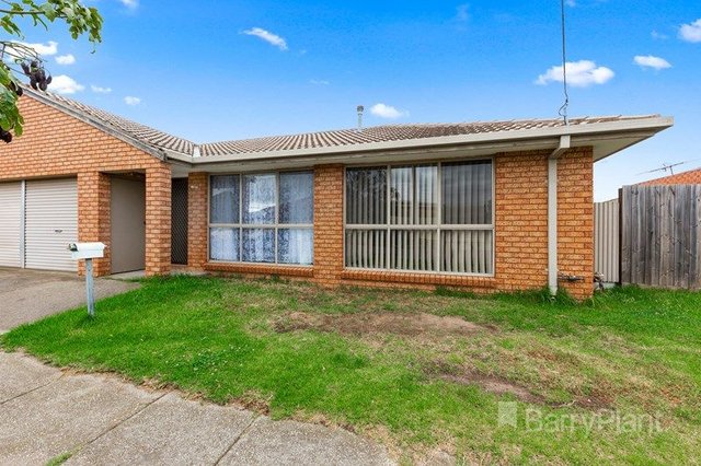 2/19 Belfort Street, VIC 3021