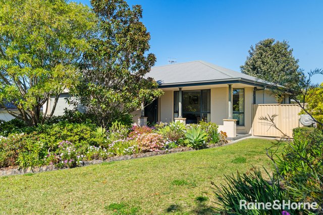 19 Royal Mantle Drive, NSW 2539