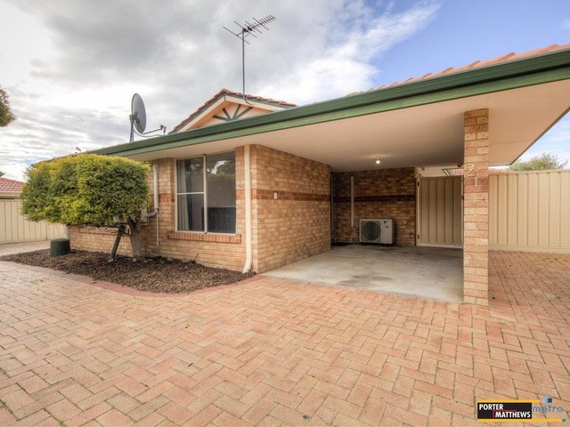 2/16 Koongee Cross, WA 6057
