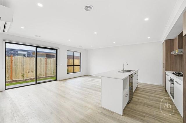 16 Edgemead Rise, VIC 3030