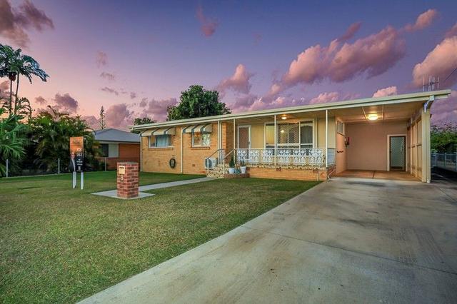 8 Peatey Street, QLD 4670