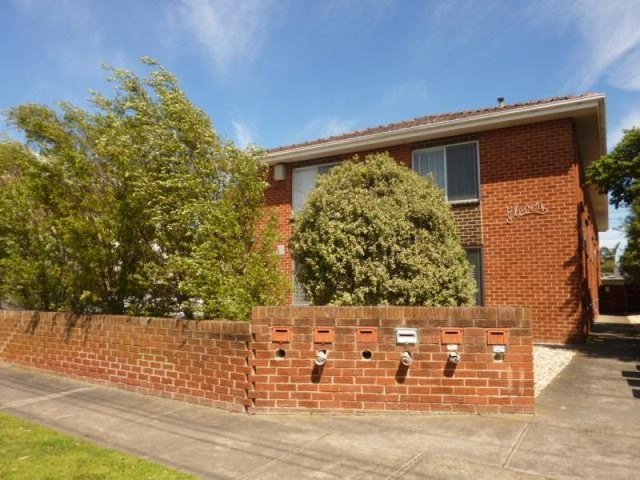 2/11 Nepean Avenue, VIC 3188