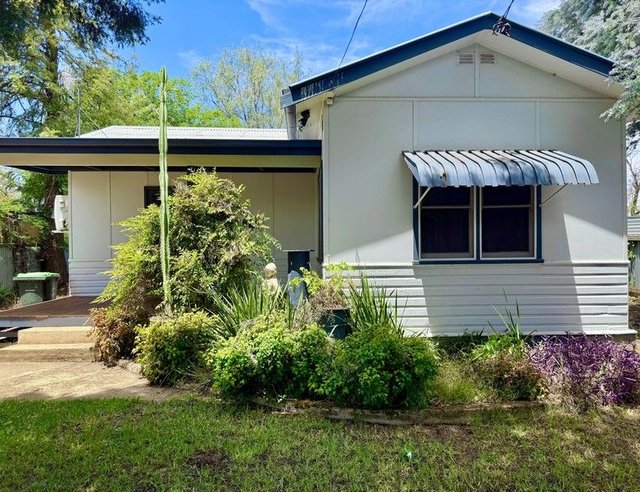 154 Orange Street, NSW 2877