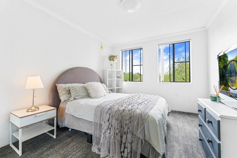 https://images.allhomes.com.au/property/photo/72754a6dbc1cfc565059dfe1ab64eb50_hd.jpg