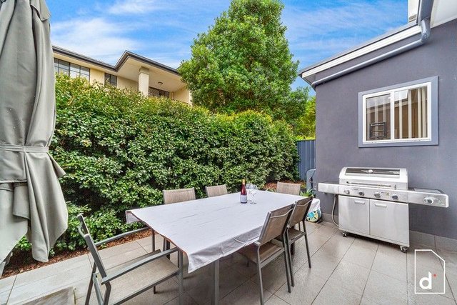 2/12 Popes Road, NSW 2517