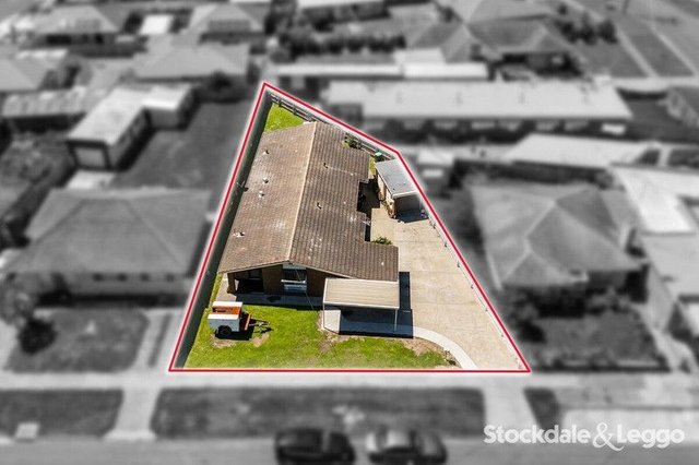 1&2/10 The Boulevard, VIC 3840