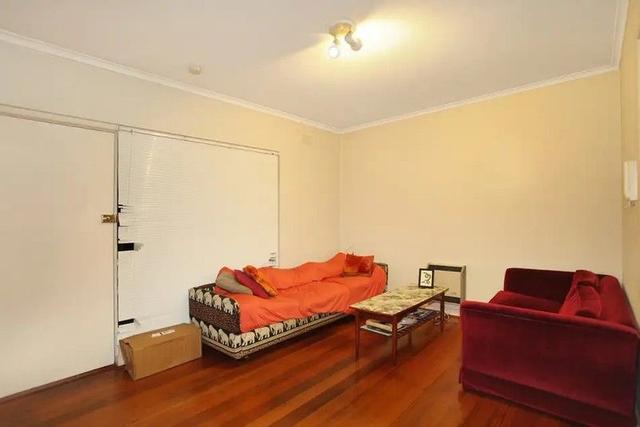 1/11 Holloway  Street, VIC 3204