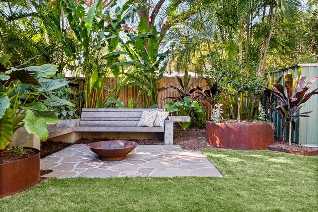 8 Bywong Street, QLD 4066