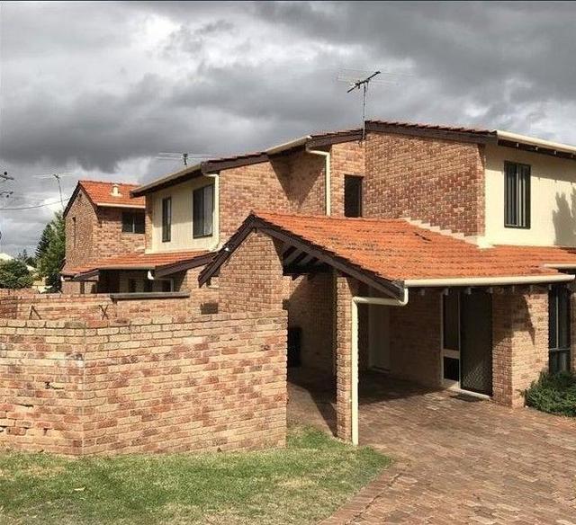 4/4 Wittenoom Street, WA 6230