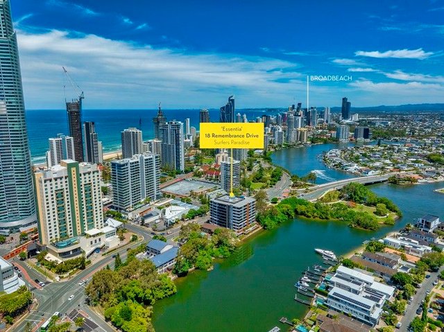 30/18 Remembrance Drive, QLD 4217