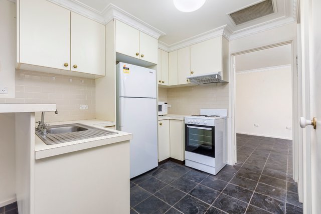 74 A Arthur Circle, ACT 2603