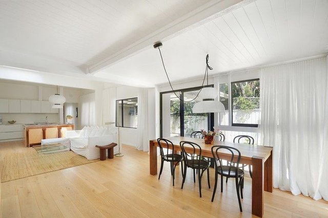 2 Gilgandra Road, NSW 2026