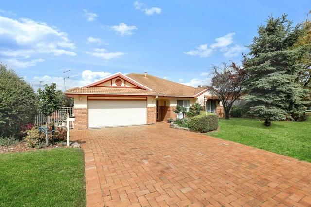 14 Charlton  Place, VIC 3875