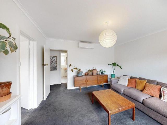 2/76 The Grove, VIC 3058
