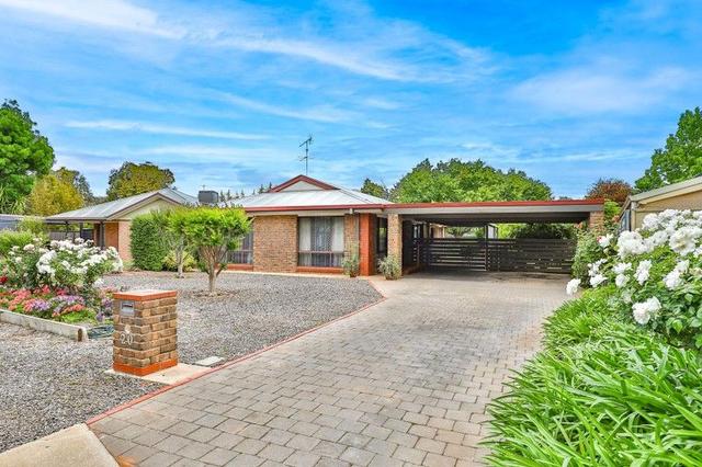 20 Pevensey Grove, VIC 3500