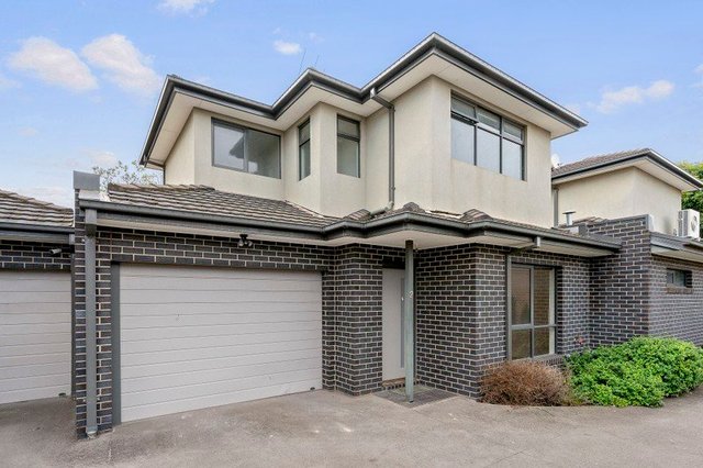 2/7 Kitchener Road, VIC 3044