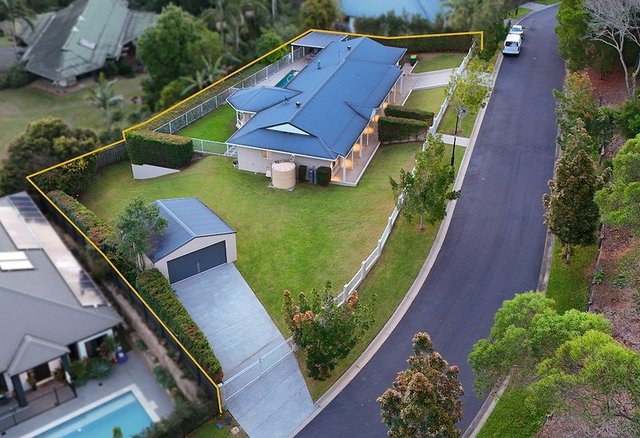 9 Banjo Crescent, QLD 4211