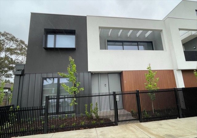 2C Kingsville Street, VIC 3012