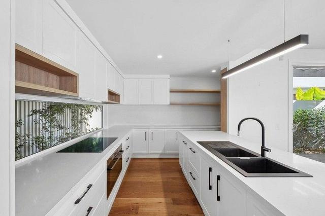 34 Stephens Street, QLD 4220