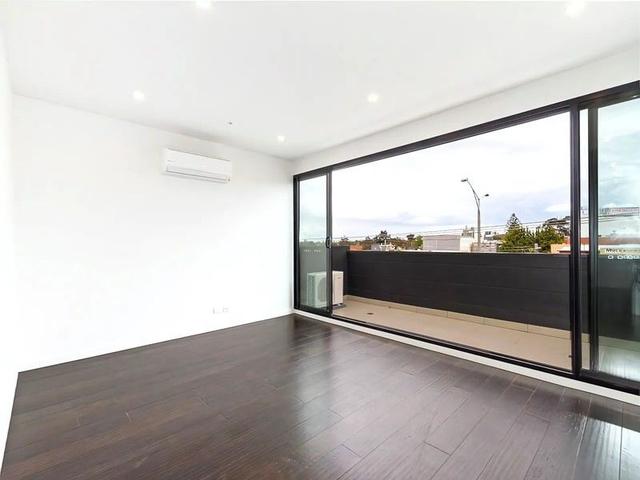 203/451 South Road, VIC 3204
