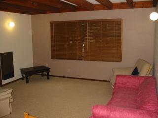 Lounge Room (2014-01-15)