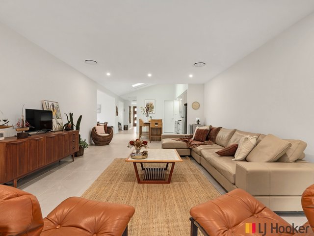 6 Buguri Crescent, NSW 2536