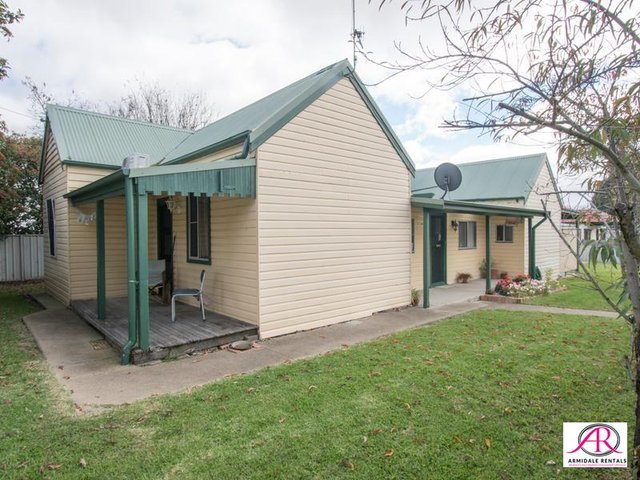 1/100 Golgotha Street, NSW 2350