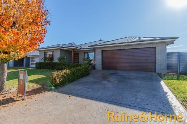 3 Tweed Place, NSW 2830
