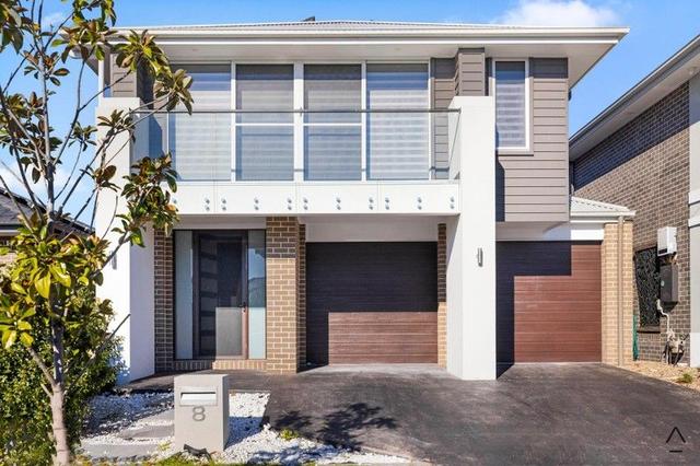 8 Fitzgerald Ave, NSW 2570