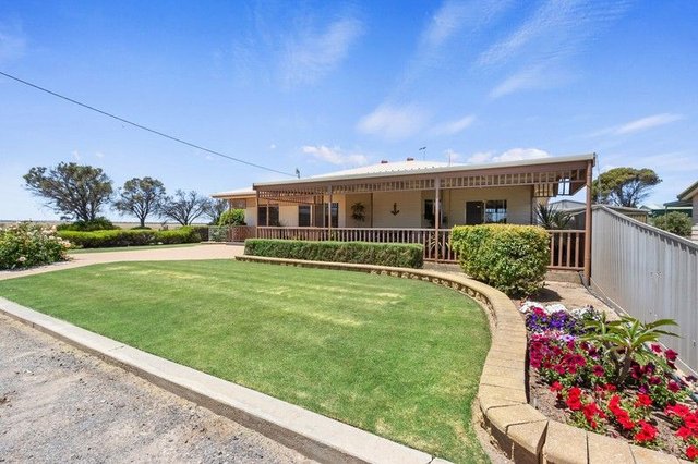 1 Capella Court, SA 5575