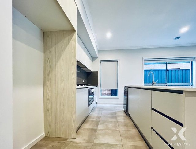 25 Vogue Drive, VIC 3024